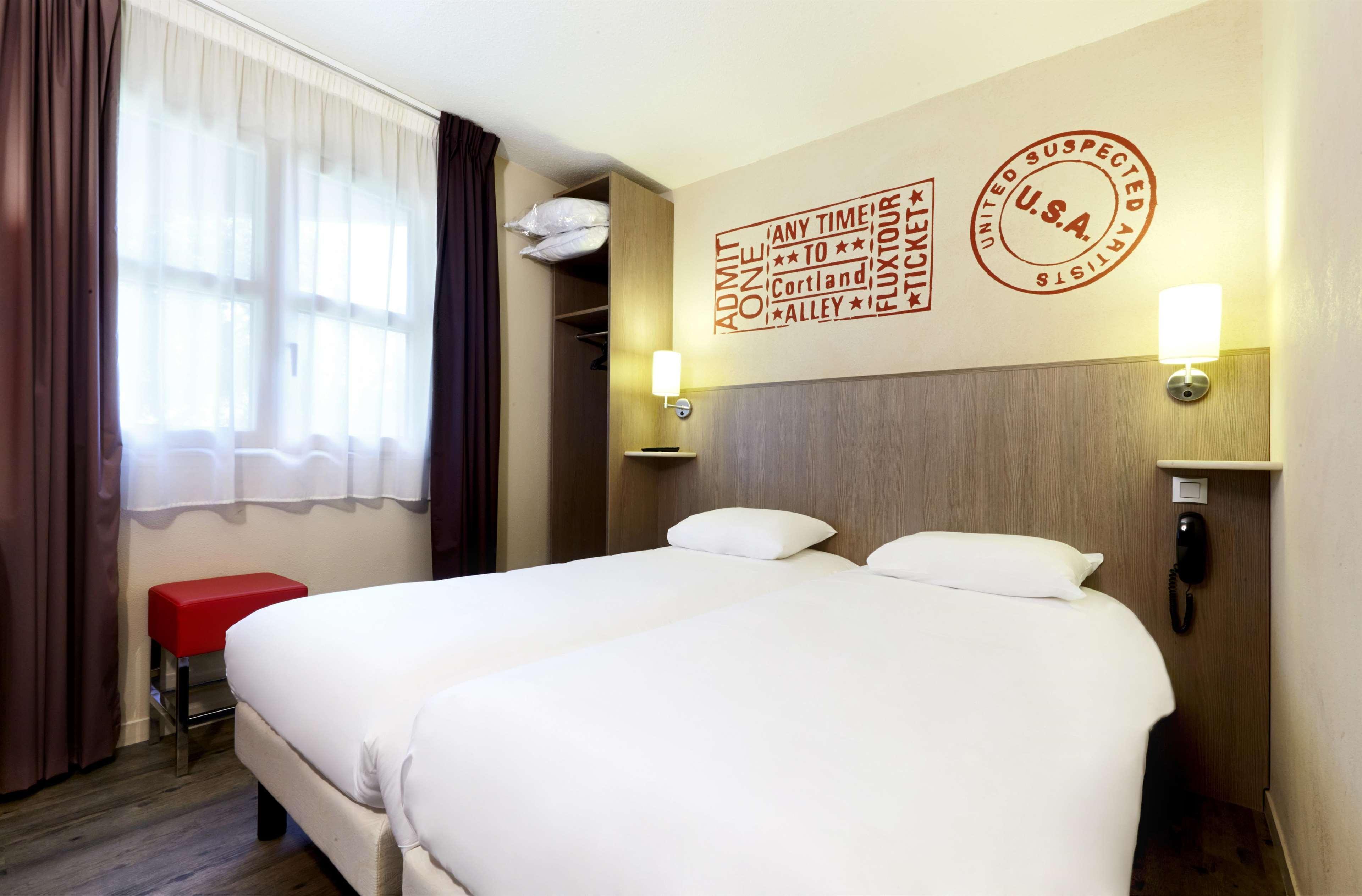 กีริอาด โชเลต์ Hotel ภายนอก รูปภาพ